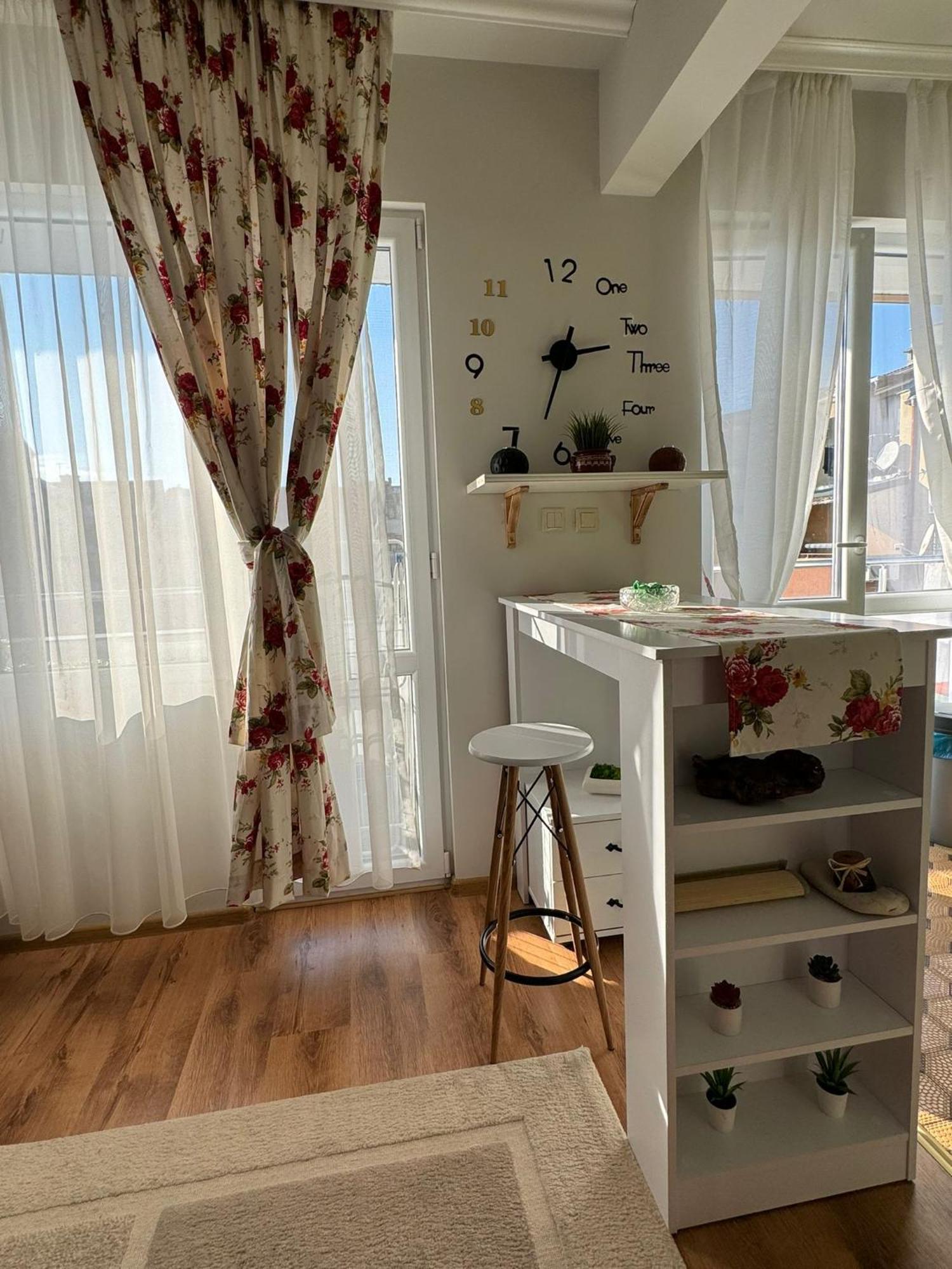 The Master And Margarita Apartment, Майстора И Маргарита, Two Bedroom Apartament Burgas Ngoại thất bức ảnh